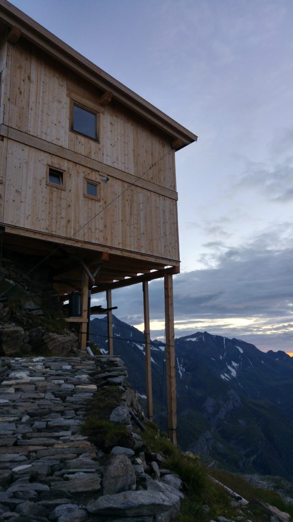Die Stettiner Hütte auf Holzstelzen